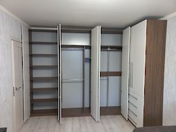 Распашной шкаф на заказ